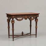 1094 1573 CONSOLE TABLE